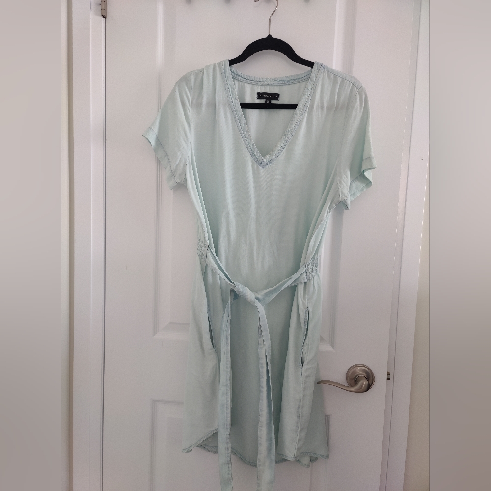 Beautiful bleached jean like style dress, light blue, tencel material